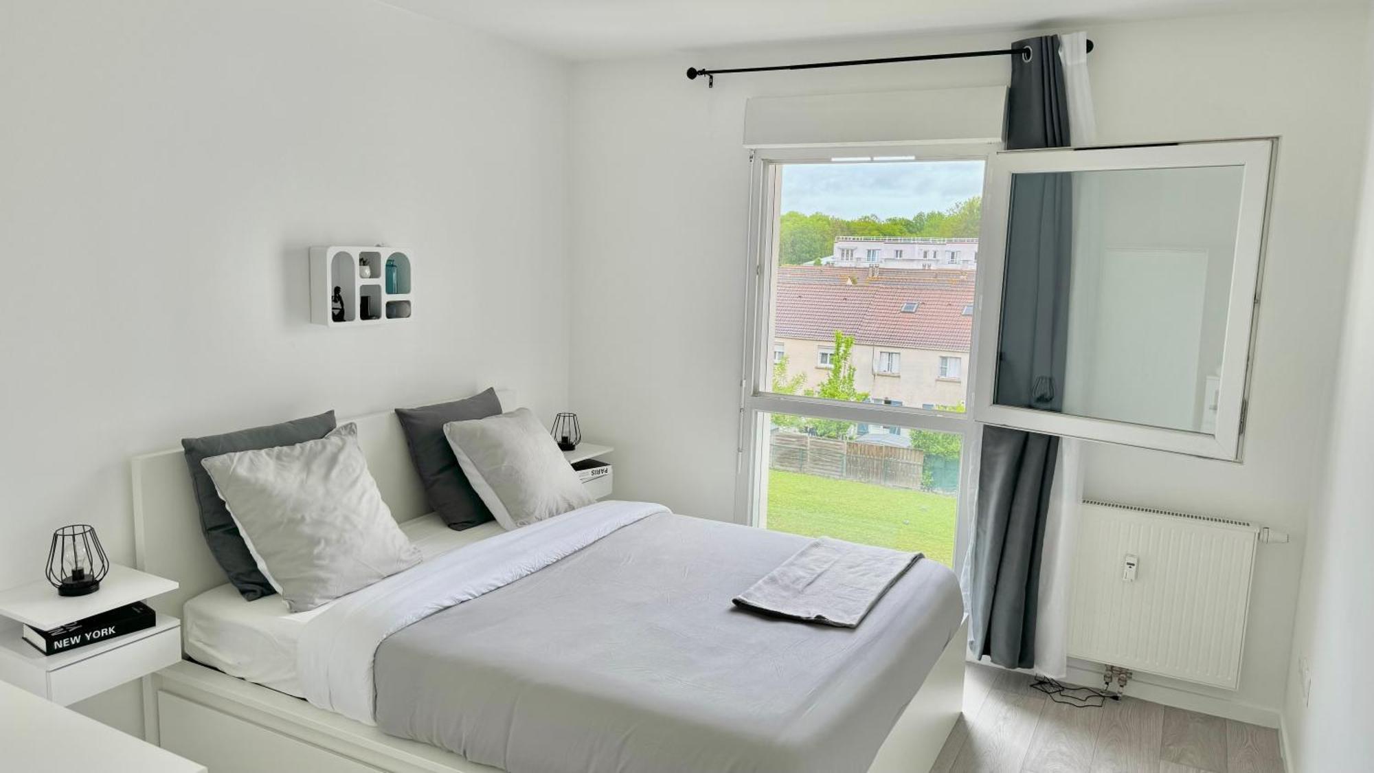 Chic Et Cosy Appartement Epure - T3 Courcouronnes Екстериор снимка