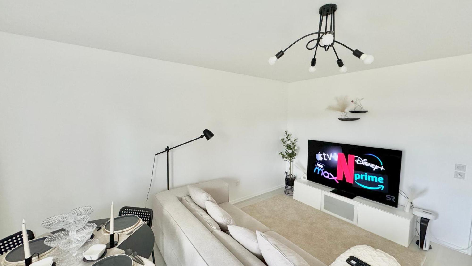 Chic Et Cosy Appartement Epure - T3 Courcouronnes Екстериор снимка