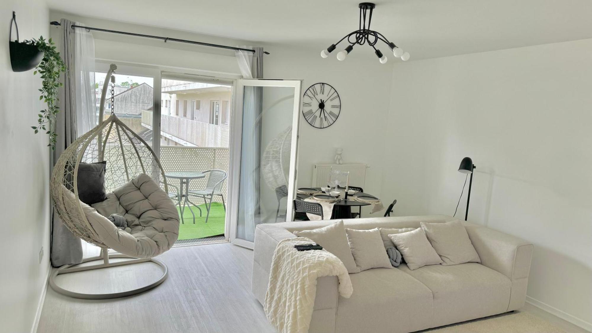 Chic Et Cosy Appartement Epure - T3 Courcouronnes Екстериор снимка
